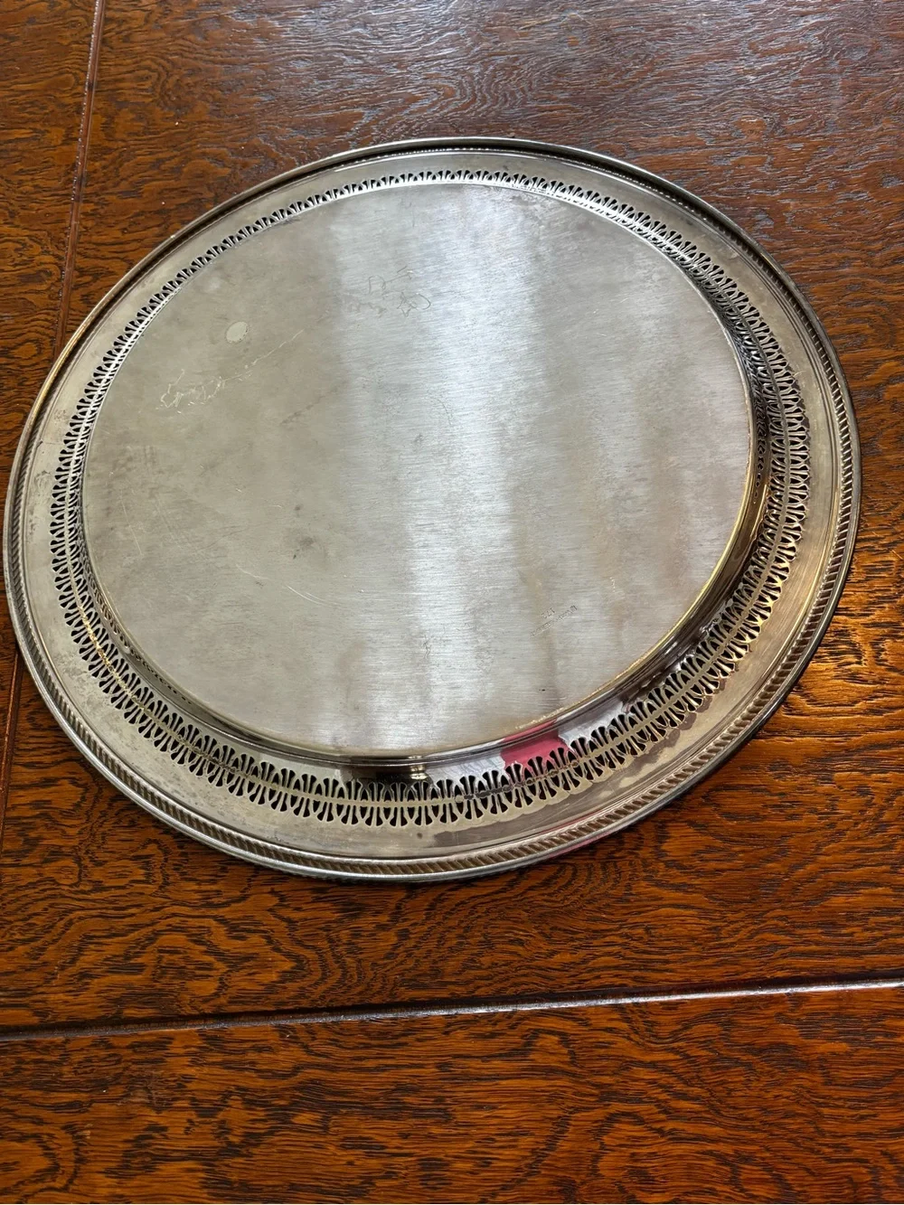 Ornate Silver Plated Platter 15” Round. Wm Rogers Vintage